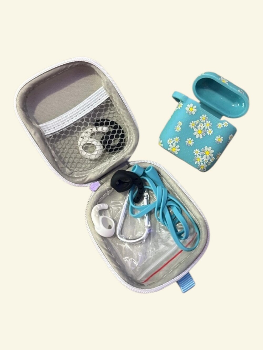 Kids Blue Daisy Protective Earbud Case with Cable Organizer